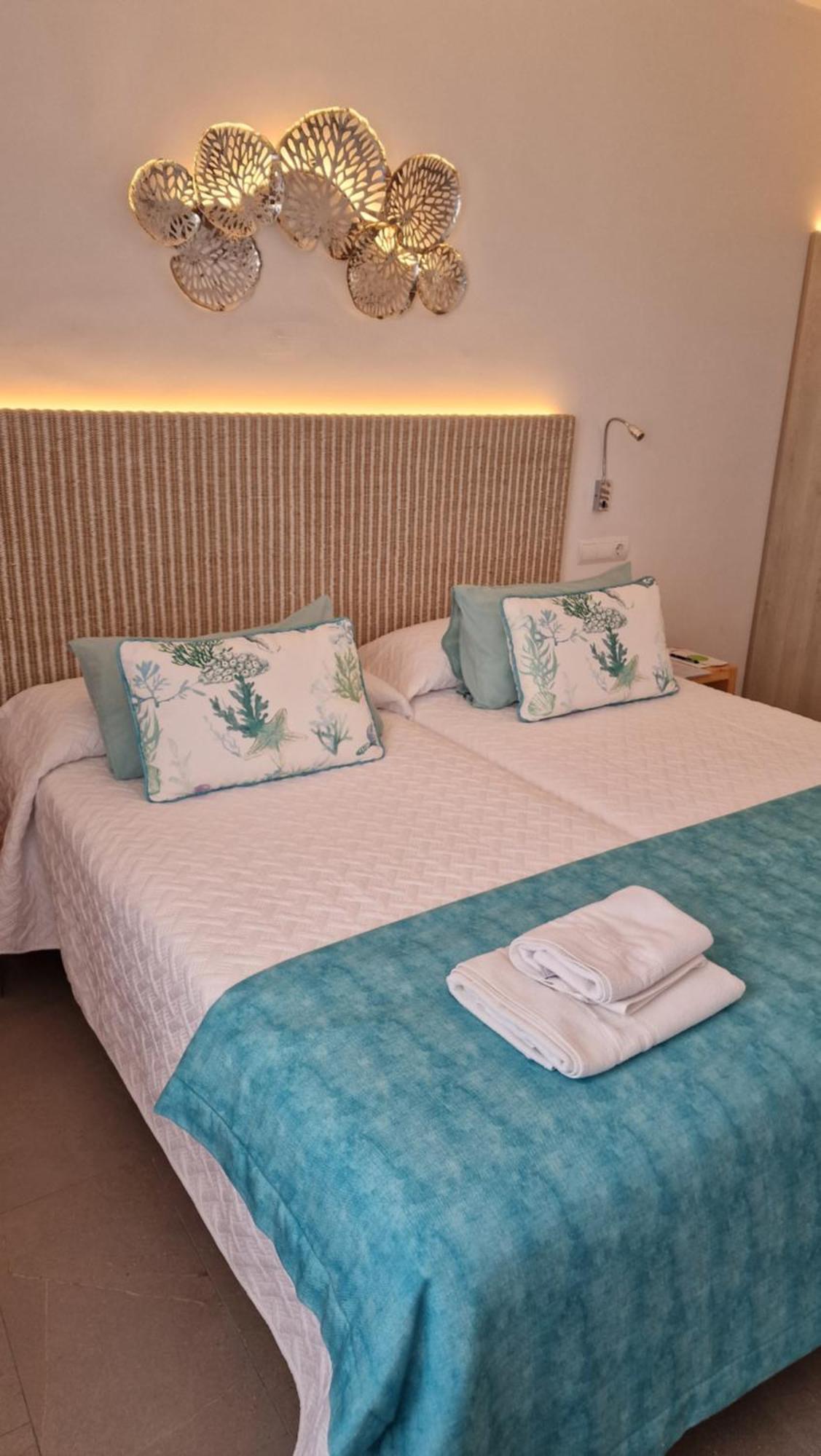 Apartamentos Costamar II เอสปุญอลส์ ภายนอก รูปภาพ